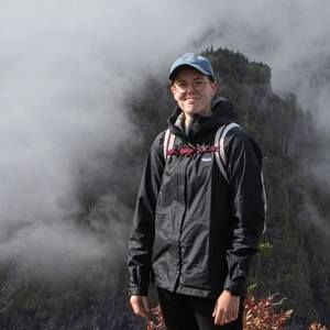 Meet your Posher, Jillian